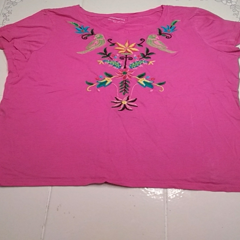Pink top with embroidery size XL. 45